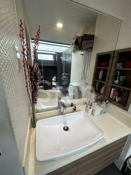 5 Bed Terraced House (Landed) for Sale in  Bedok South Road - Image 3