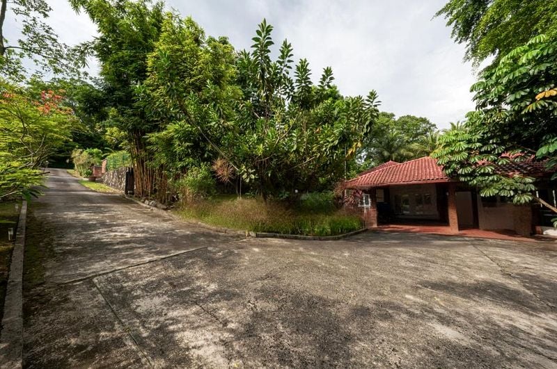 5 Bed Bungalow (Landed) for Sale in  Belmont Road - Image 16