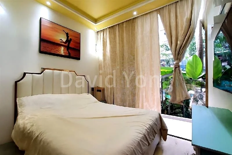 3 Bed Condo for Sale in  The Wisteria / Wisteria Mall - Image 4