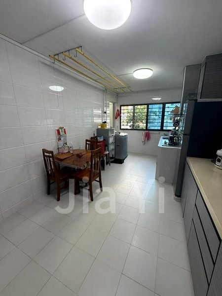 Room (HDB) for Rent in  475 Ang Mo Kio Avenue 10 - Image 5