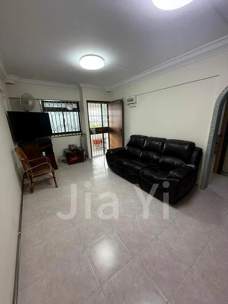 Room (HDB) for Rent in  475 Ang Mo Kio Avenue 10 - Image 1