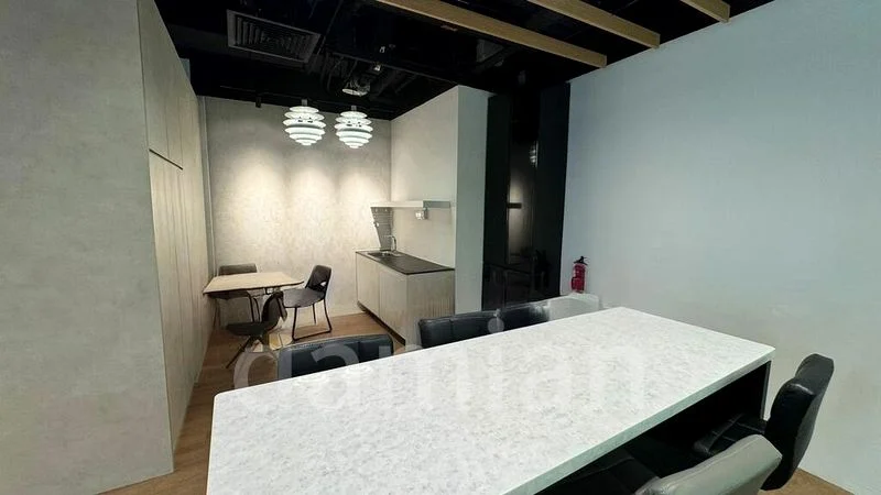 Office for Rent: Plus - Image 1