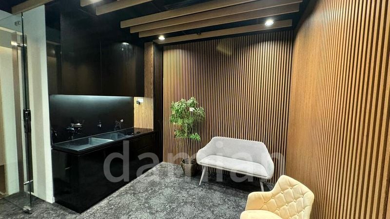Office for Rent: Plus - Image 4