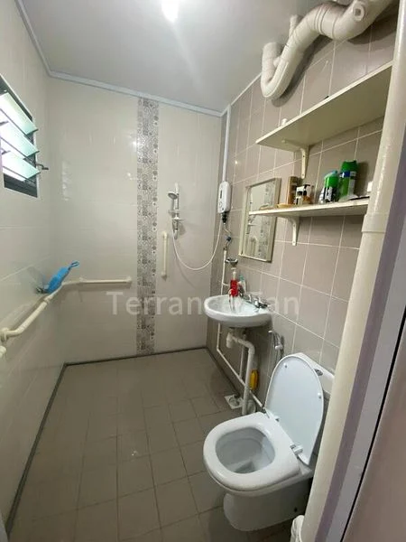 4 Room (4A) HDB for Rent in  295 Tampines Street 22 - Image 4