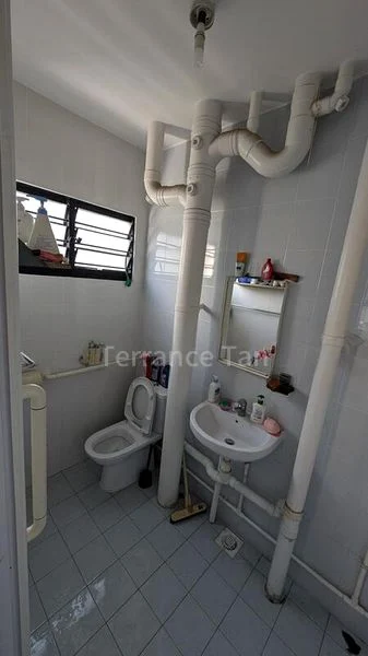 4 Room (4A) HDB for Rent in  295 Tampines Street 22 - Image 5