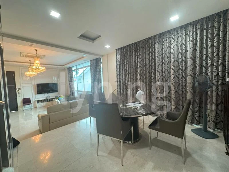 7 Bed Semi-Detached House (Landed) for Sale in Serangoon Garden Estate - Image 4