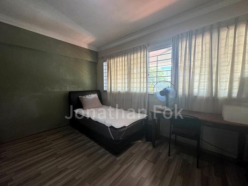 Common Room (HDB) for Rent in  44 Lengkok Bahru - Image 3
