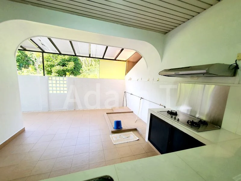 5 Bed Semi-Detached House (Landed) for Rent in  Springleaf Garden Estate - Image 7