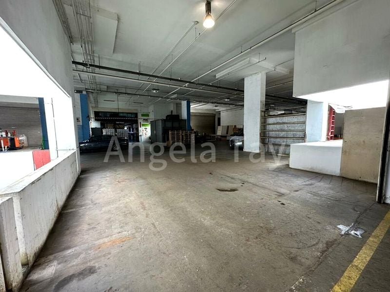 Light Industrial (B1) for Rent: North Link Building - Image 4