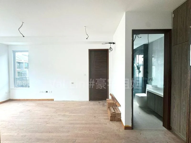 6 Bed Semi-Detached House (Landed) for Sale in  Changi Grove - Image 2