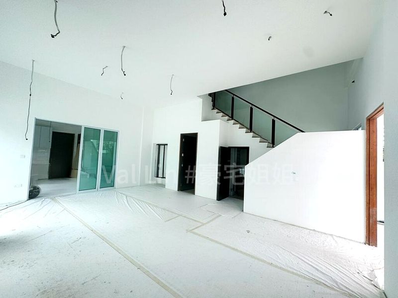 6 Bed Semi-Detached House (Landed) for Sale in  Changi Grove - Image 4