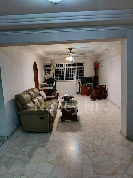 5 Room (5I) HDB for Rent in 357 Tampines Street 33 - Image 2