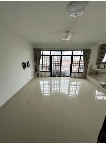 4 Bed Condo for Rent in Marymount View - Image 4