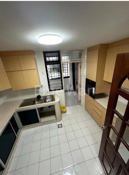 4 Bed Condo for Rent in Marymount View - Image 6