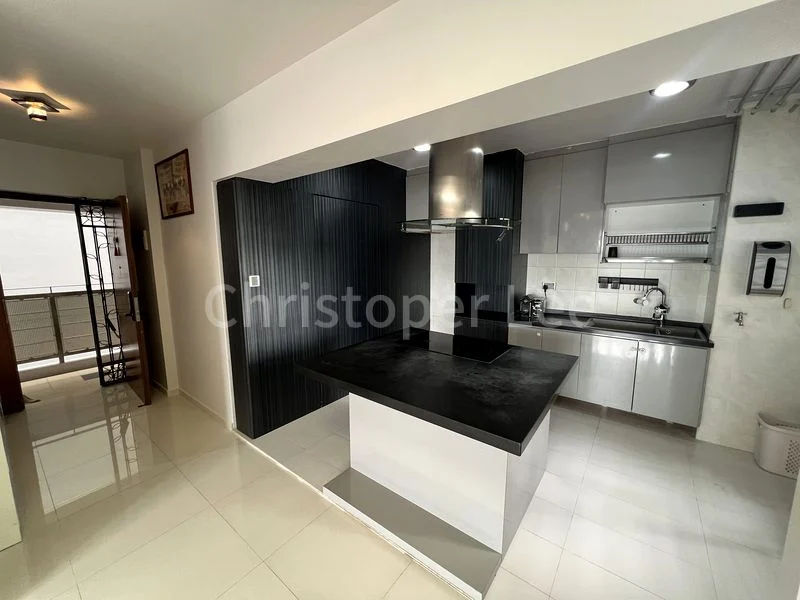 4 Room (4A) HDB for Sale in 89 Tanglin Halt Road - Image 3