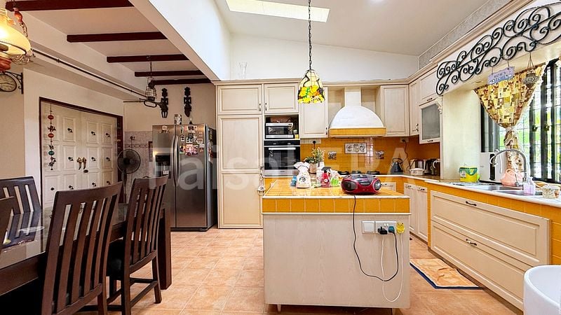 4 Bed Terraced House (Landed) for Sale in  Happy Estate - Image 8