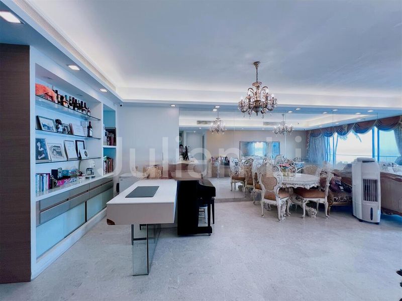 3 Bed Condo for Sale in  The Azure - Image 4