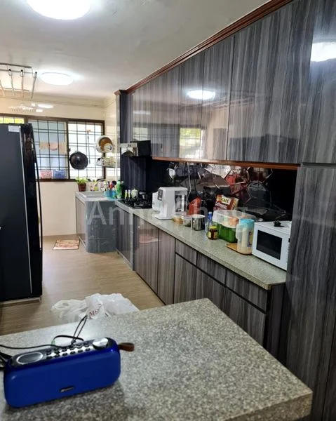 Common Room (HDB) for Rent in  605 Hougang Avenue 4 - Image 2