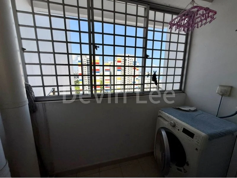 Common Room (HDB) for Rent in  56 Teban Gardens Road - Image 4