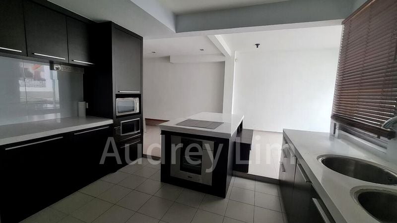 3 Bed Terraced House (Landed) for Rent in  Jalan Senyum - Image 5