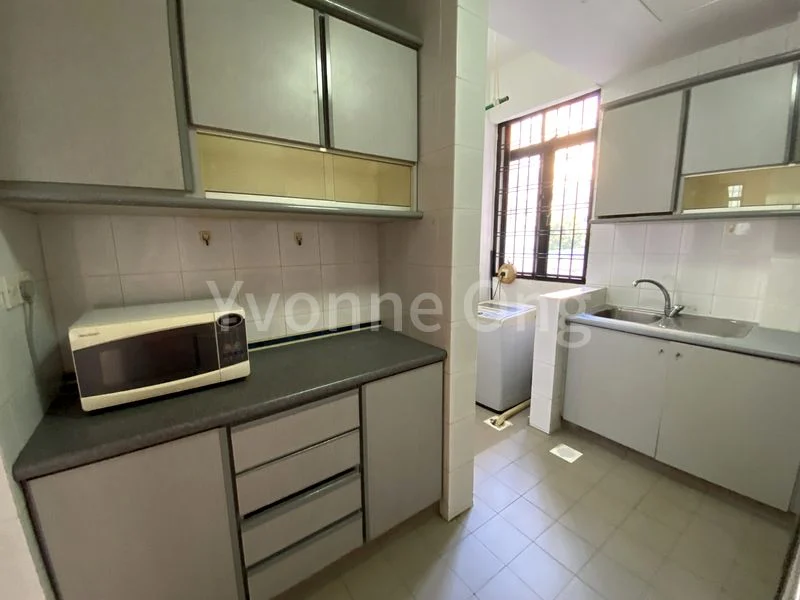 3 Bed Apartment (Condo) for Rent in  Guilin Mansions - Image 6