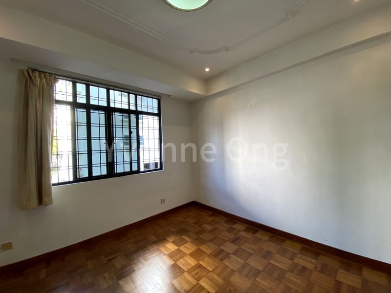 3 Bed Apartment (Condo) for Rent in  Guilin Mansions - Image 4