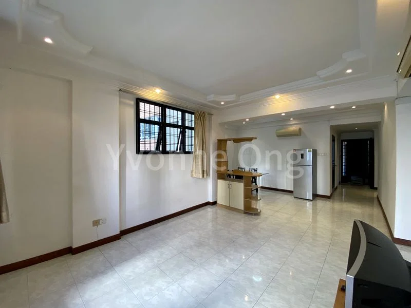 3 Bed Apartment (Condo) for Rent in  Guilin Mansions - Image 2