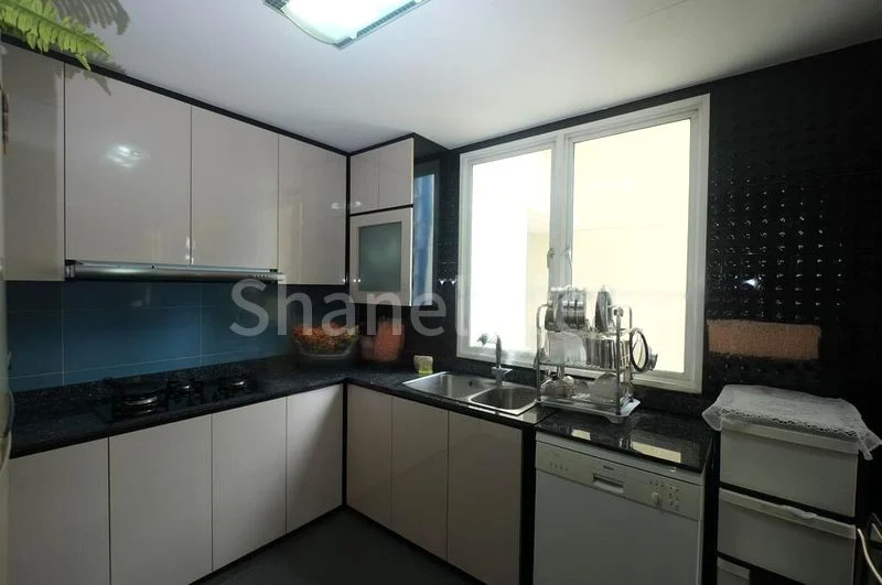 3 Bed Condo for Rent in  The Tropica - Image 7