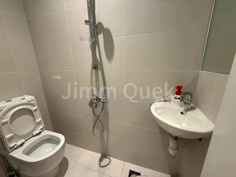 1 Bed Condo for Rent in  Lloyd Sixtyfive - Image 2