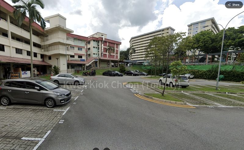 Shop / Shophouse for Rent in  Ang Mo Kio Avenue 4 - Image 2