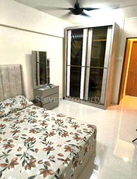 Common Room (HDB) for Rent in  104 Bukit Batok Central - Image 3