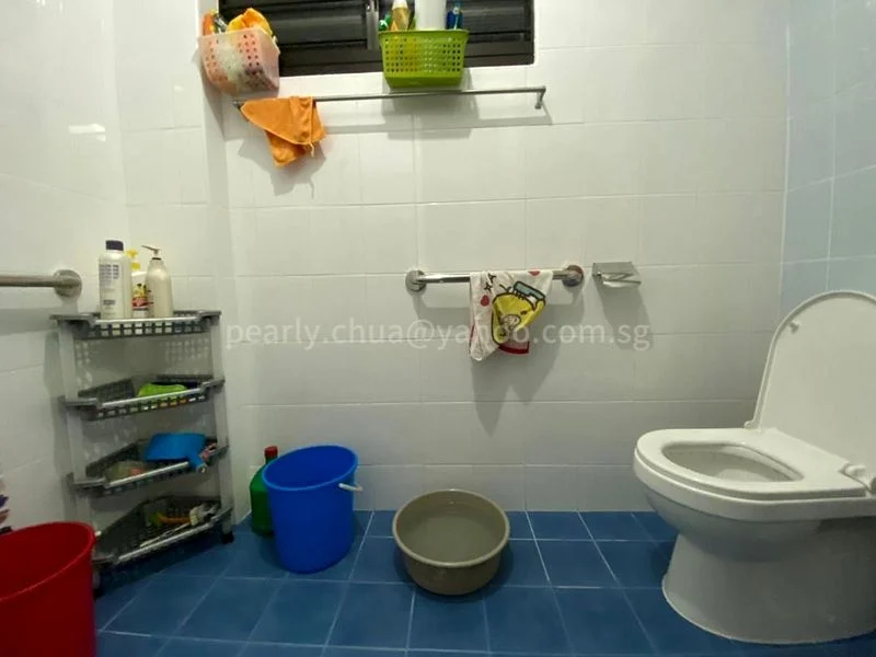 Common Room (HDB) for Rent in  108 Jalan Bukit Merah - Image 4