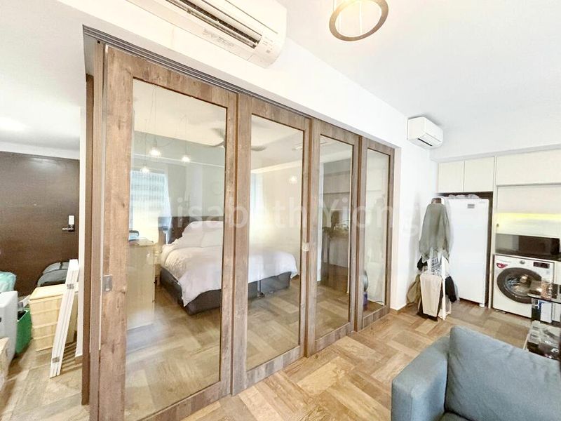 1 Bed Condo for Rent in  The Sail @ Marina Bay - Image 5
