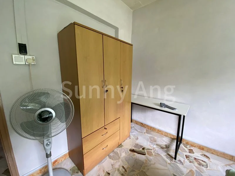 Common Room (HDB) for Rent in  341 Jurong East Avenue 1 - Image 2
