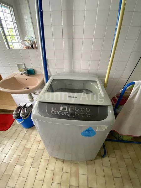 Common Room (HDB) for Rent in  341 Jurong East Avenue 1 - Image 10