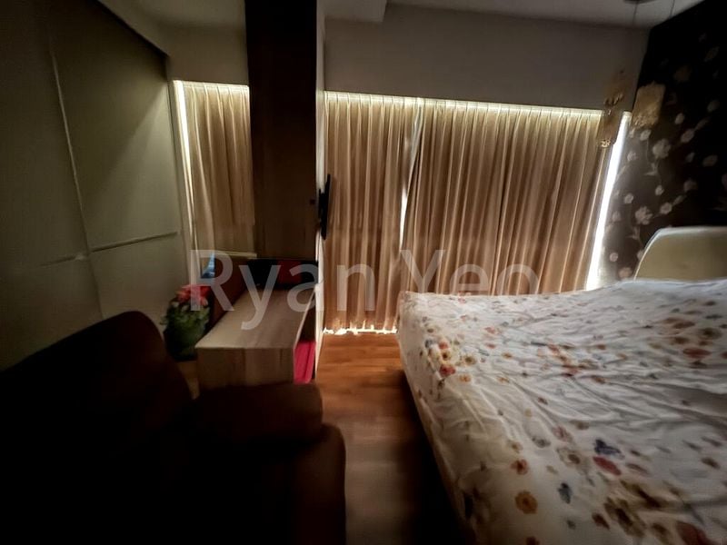 5 Bed Terraced House (Landed) for Sale in Charlton Villas - Image 4