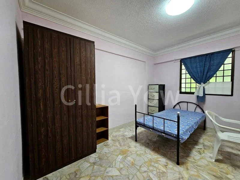 Common Room (HDB) for Rent in  146 Bukit Batok West Avenue 6 - Image 1