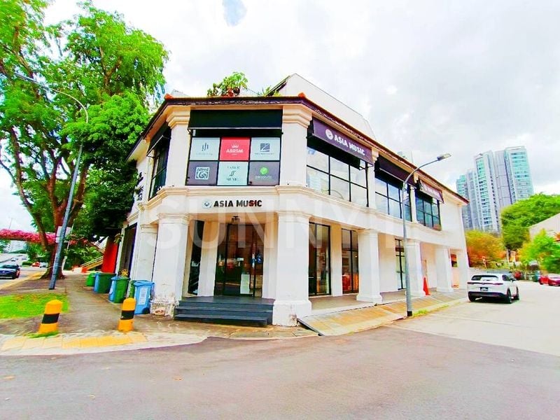 Shop / Shophouse for Rent: Prime Corner Shophouse on Bukit Timah Road, High Visibility - Image 2