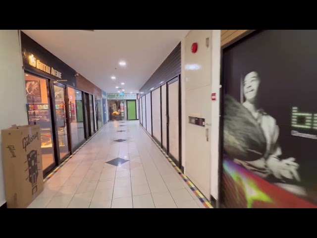 Other Retail for Rent in  Parklane Shopping Mall - Image 6