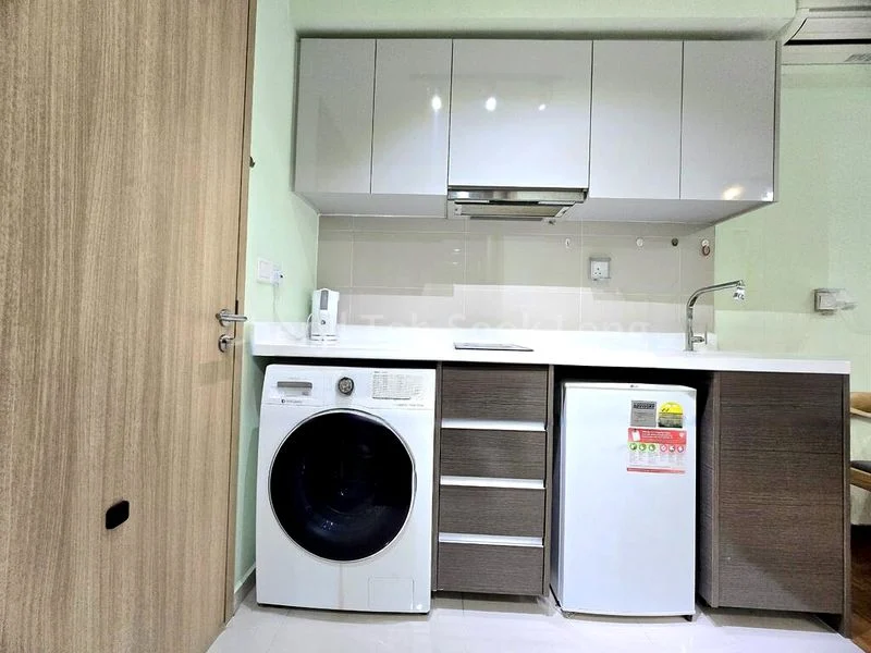 Studio Executive Condo for Rent in  Twin Fountains - Image 4