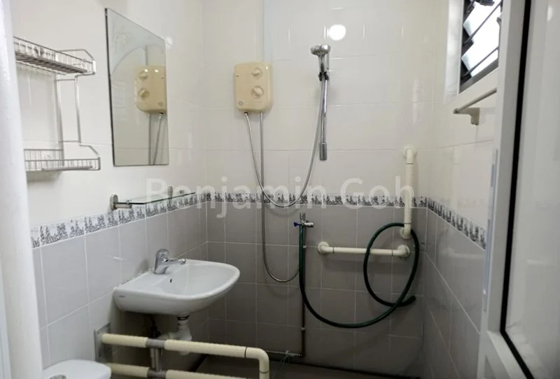 Master Room (HDB) for Rent in 603 Hougang Avenue 4 - Image 2
