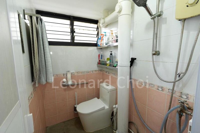 3 Room (3NG) HDB for Sale in  611 Ang Mo Kio Avenue 5 - Image 8
