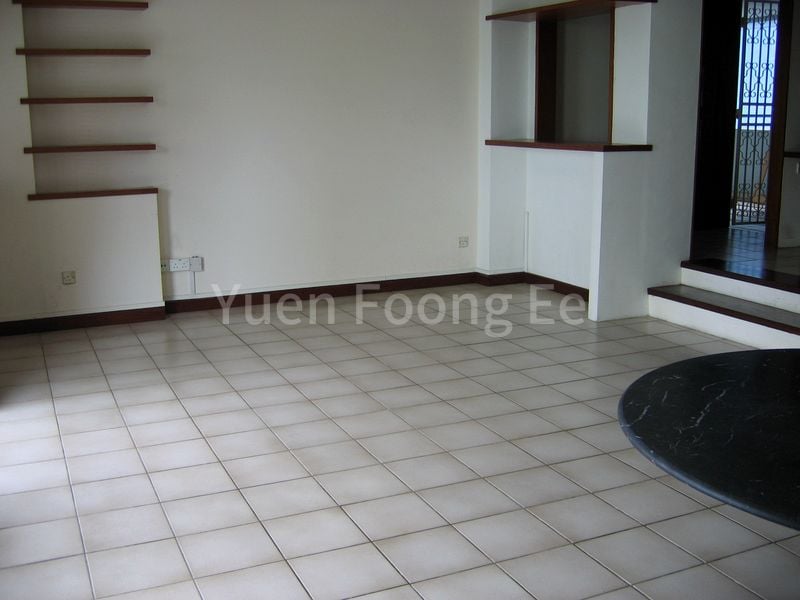 4+1 Bed Condo for Rent in Hua Xin Court - Image 2