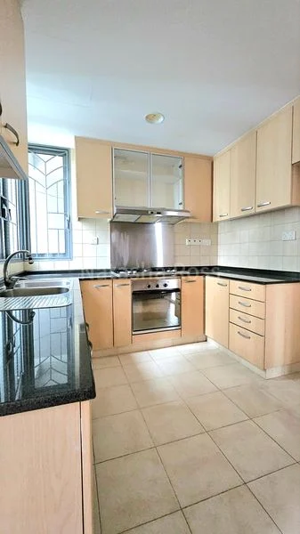 3 Bed Condo for Rent in  The Madeira - Image 8