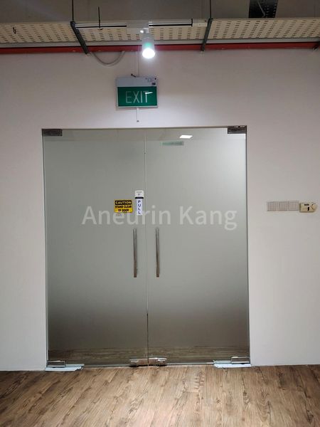 Light Industrial (B1) for Rent in  Bryton House - Image 3