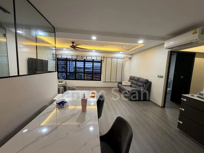 Common Room (HDB) for Rent in 472C Fernvale Street - Image 5