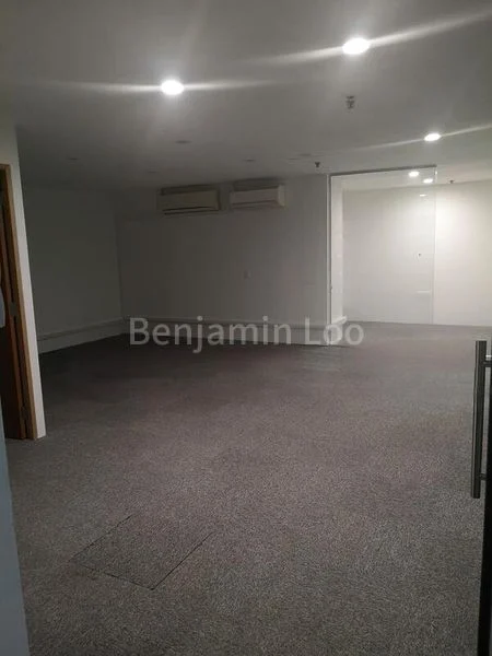 Light Industrial (B1) for Rent: Everich Industrial Building - Image 2