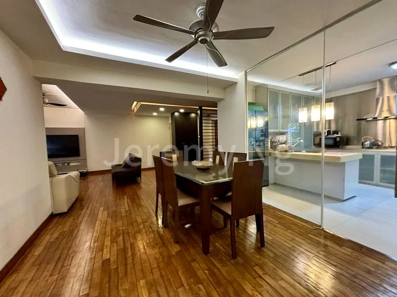 Executive HDB for Sale in  893B Woodlands Drive 50 - Image 2