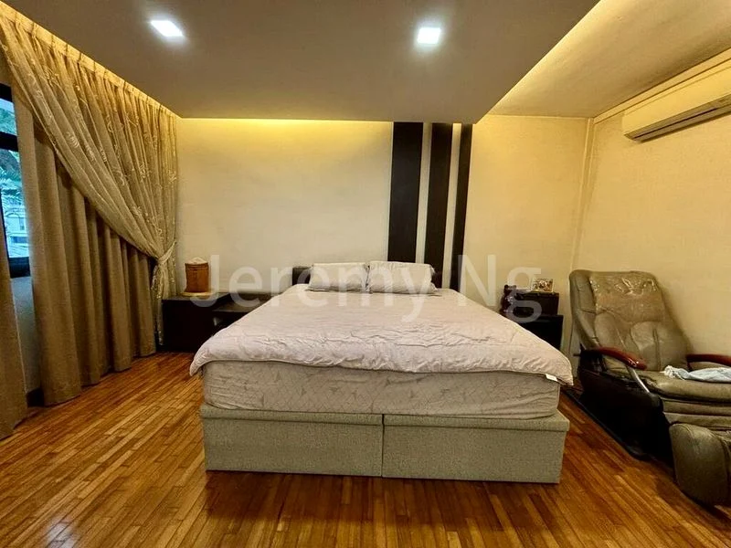 Executive HDB for Sale in  893B Woodlands Drive 50 - Image 6