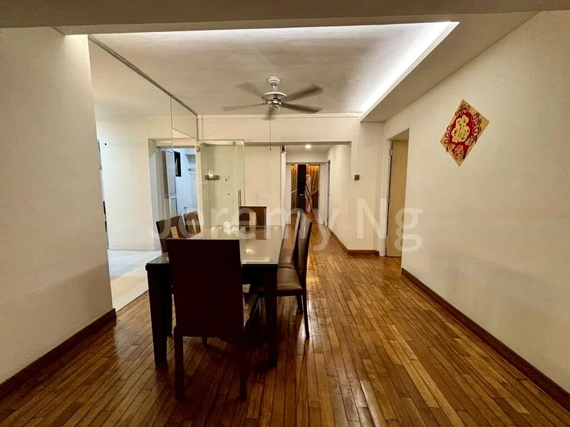 Executive HDB for Sale in  893B Woodlands Drive 50 - Image 5